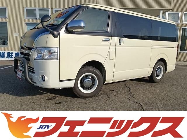 Toyota Hiace Van 2