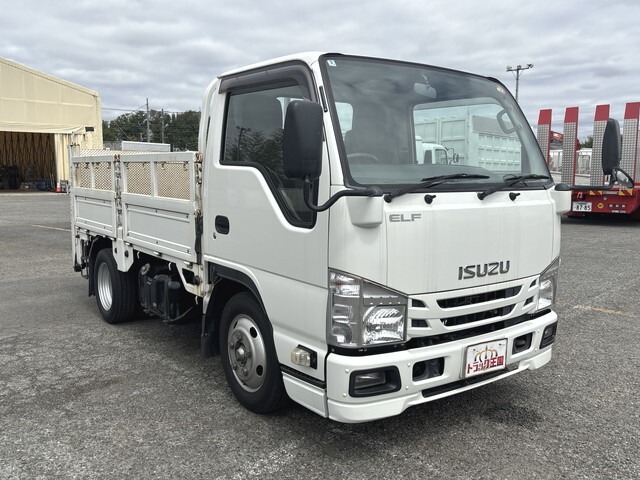 2018 Isuzu Elf