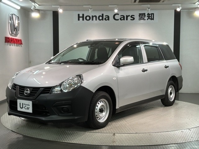 Nissan AD 1