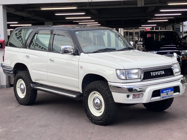 Toyota Hilux Surf 2