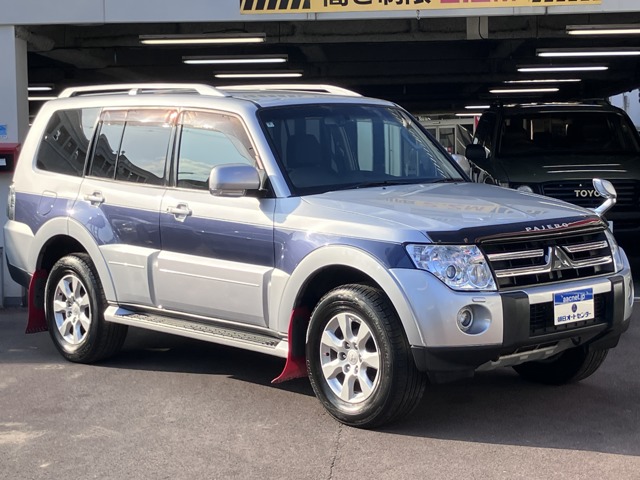 Mitsubishi Pajero 1