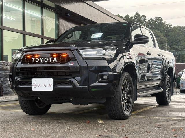 Toyota Hilux 1
