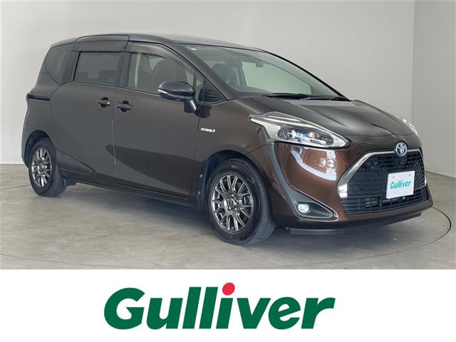 Toyota Sienta 1