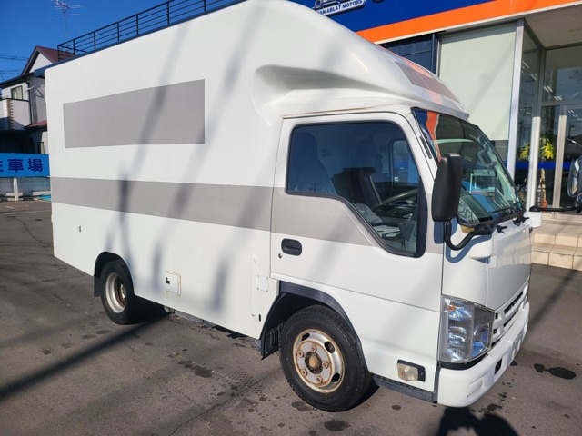 2012 Isuzu Elf Van