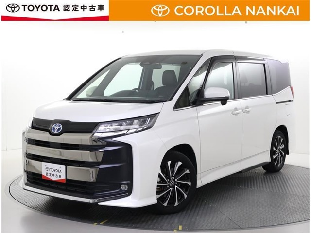 Toyota Noah 1
