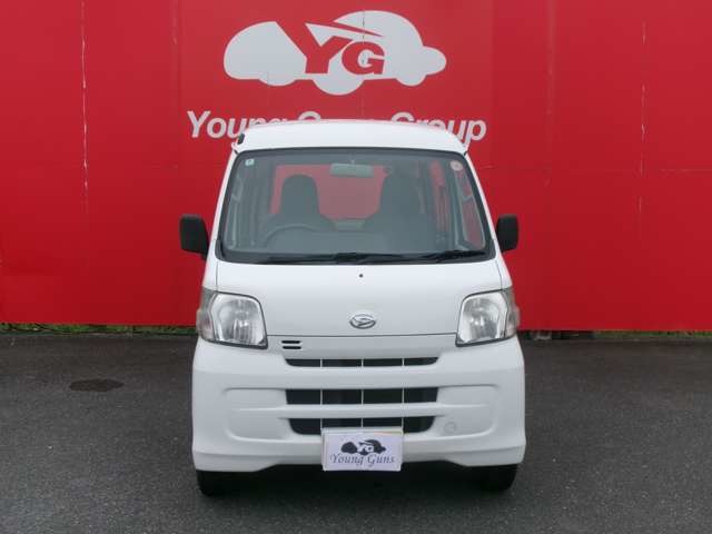 Daihatsu Hijet Cargo 1