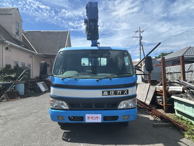 Hino Dutro 1
