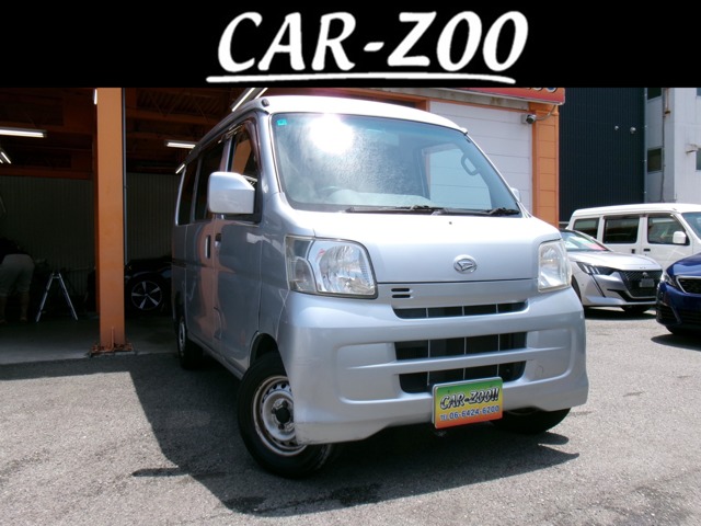 Daihatsu Hijet Cargo 1