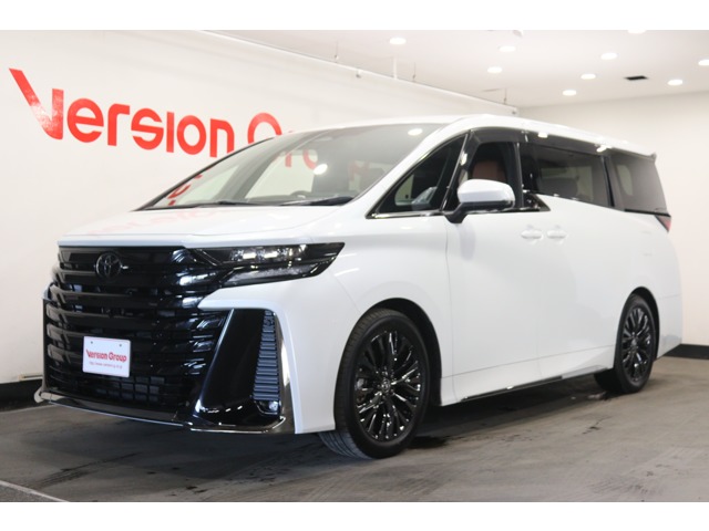 Toyota Vellfire 2