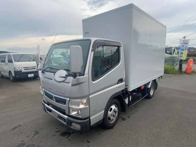 Mitsubishi Fuso Canter 1
