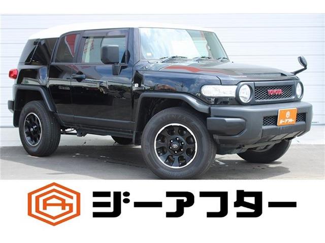 Toyota FJ Cruiser 2