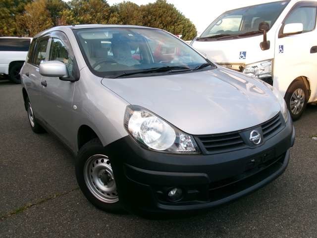Nissan AD 1