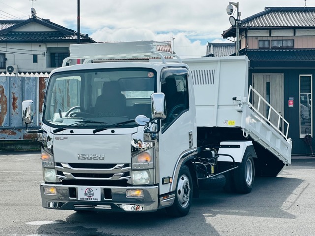 Isuzu Elf 1