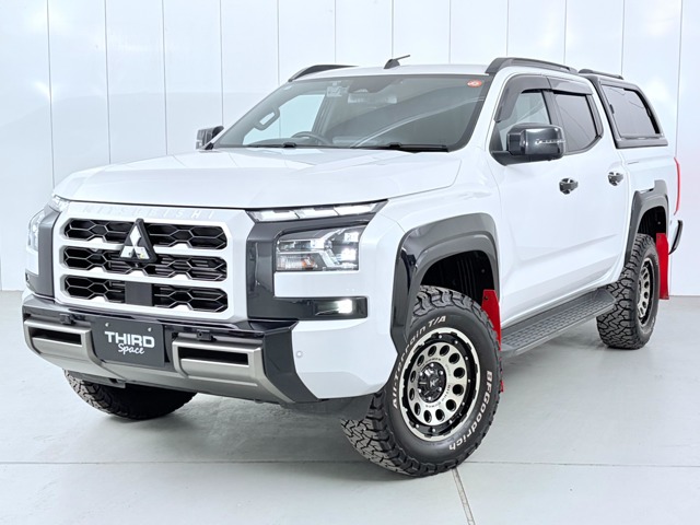 Mitsubishi Triton 1