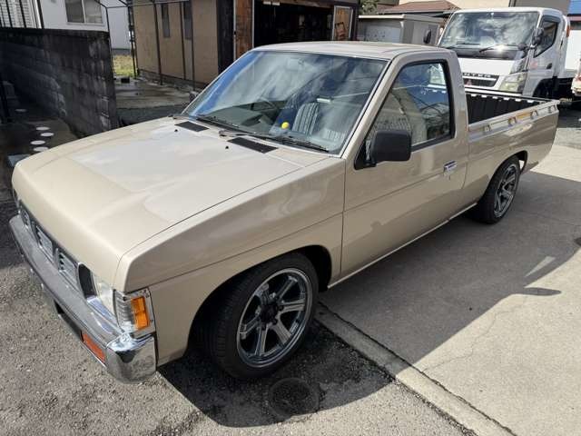 Nissan Datsun 1