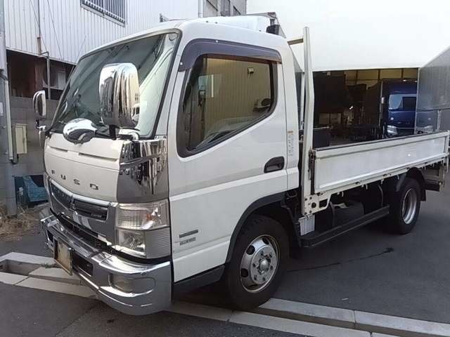 Mitsubishi Fuso Canter 1