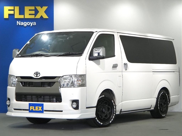 Toyota Hiace Van 1