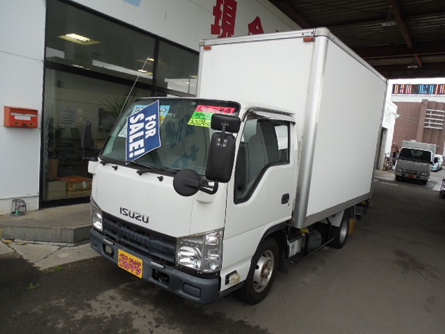 2014 Isuzu Elf