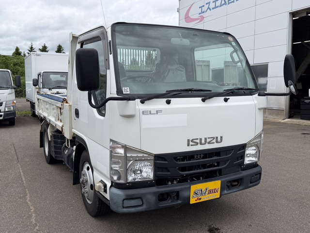 2018 Isuzu Elf