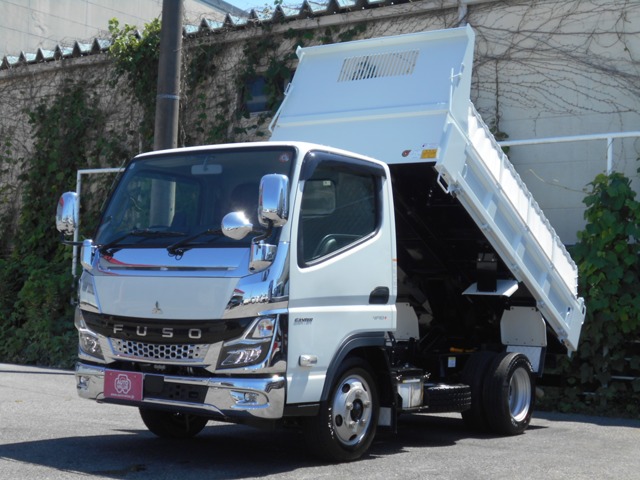 Mitsubishi Fuso Canter 1