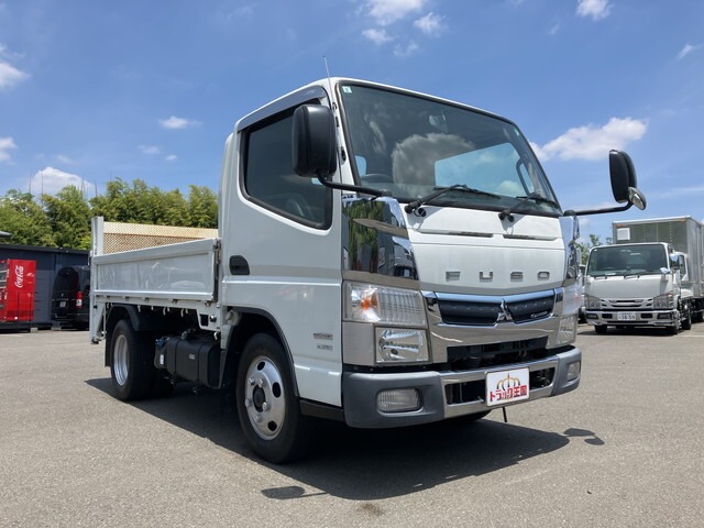 Mitsubishi Fuso Canter 1