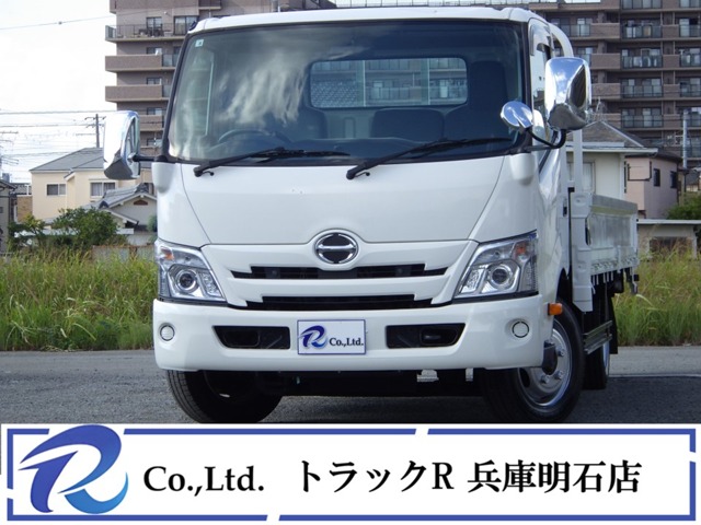 Hino Dutro 1