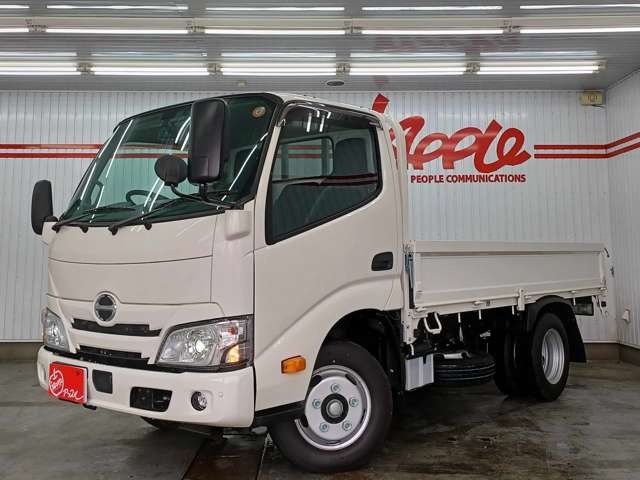 2025 Hino Dutro