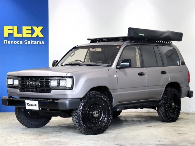 Toyota Land Cruiser 100 2