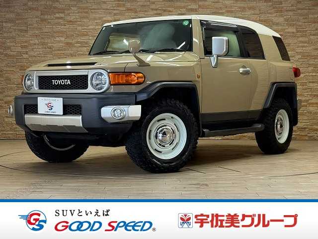 Toyota FJ Cruiser 2