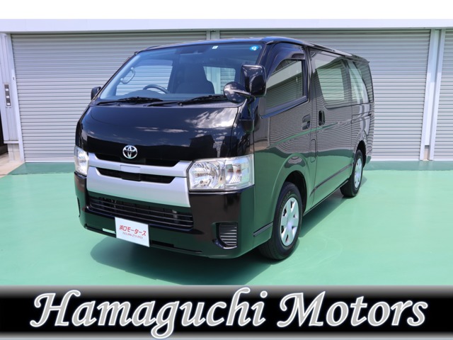 Toyota Regius Ace 1