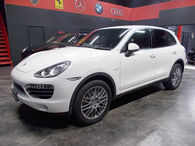 Porsche Cayenne 2