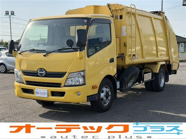 Hino Dutro 1