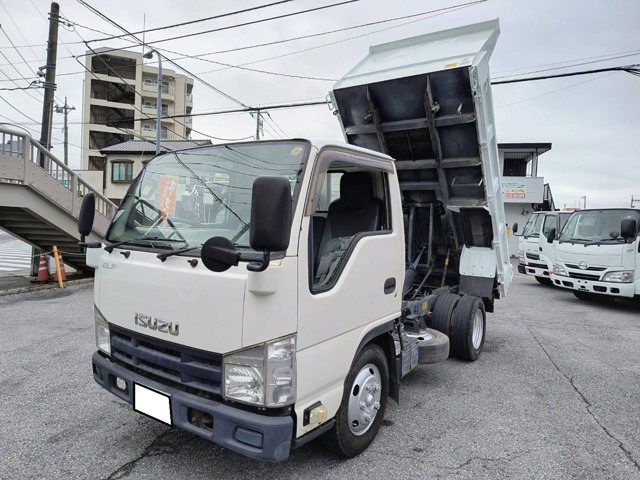 2012 Isuzu Elf