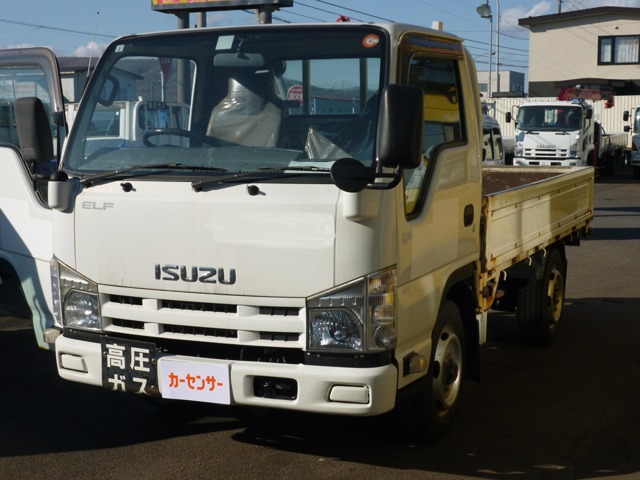 2013 Isuzu Elf