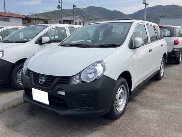 Nissan AD 1