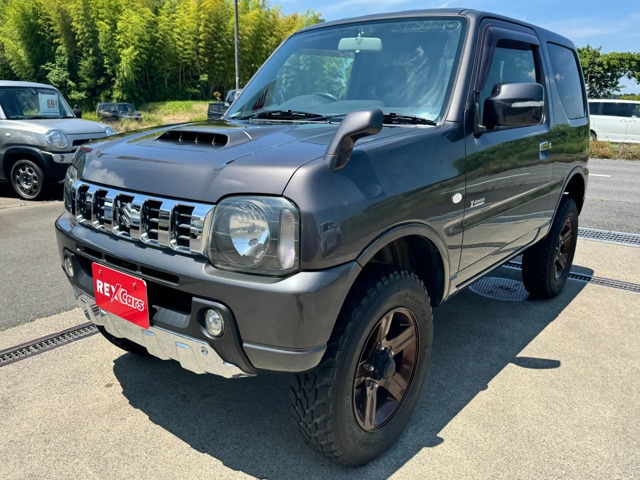 Suzuki Jimny 1
