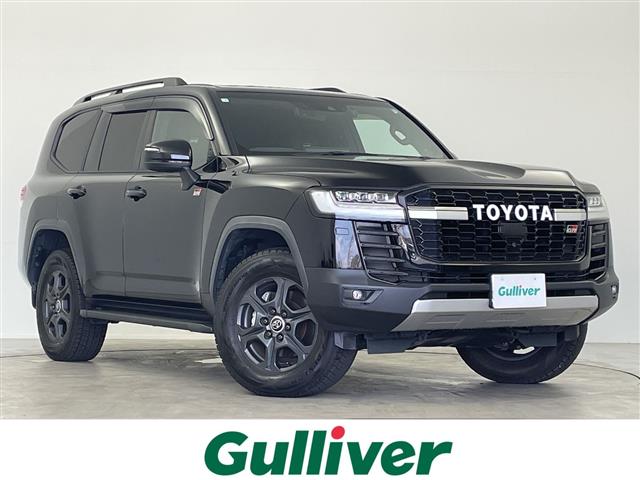 Toyota Land Cruiser 300 2