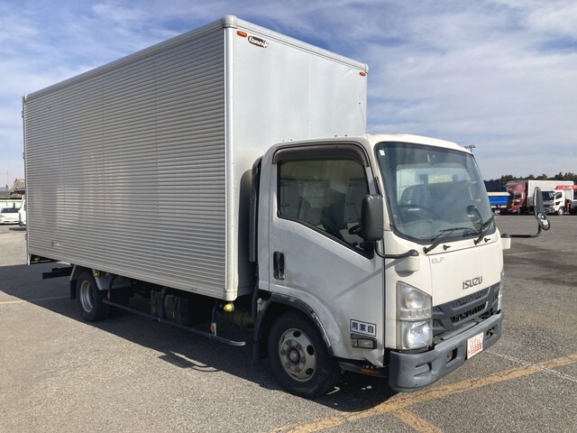 2018 Isuzu Elf