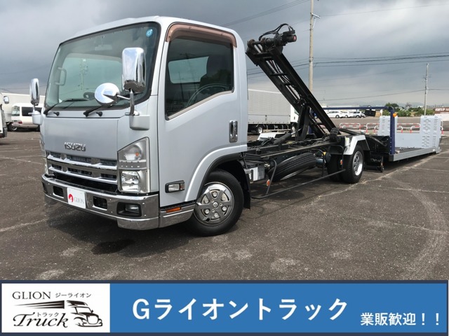 2015 Isuzu Elf