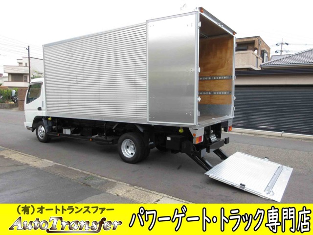 Mitsubishi Fuso Canter 1