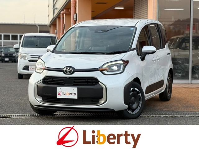 Toyota Sienta 1