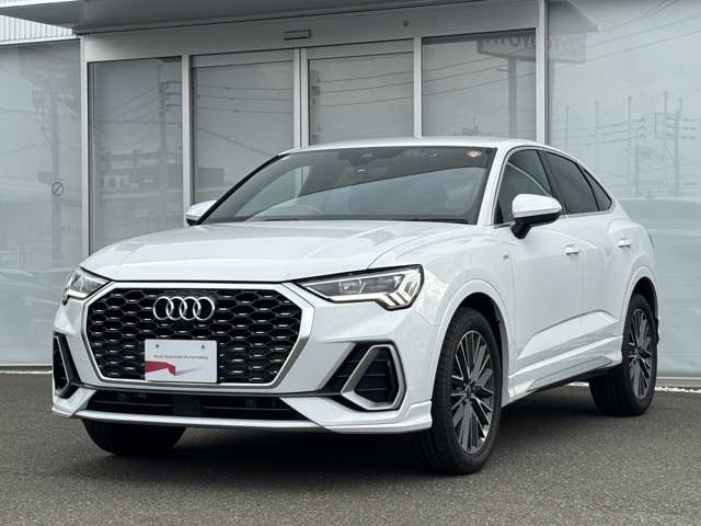 Audi Q3 Sportback 1