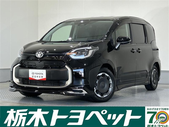 Toyota Sienta 1