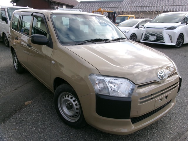 Toyota Probox Van 1