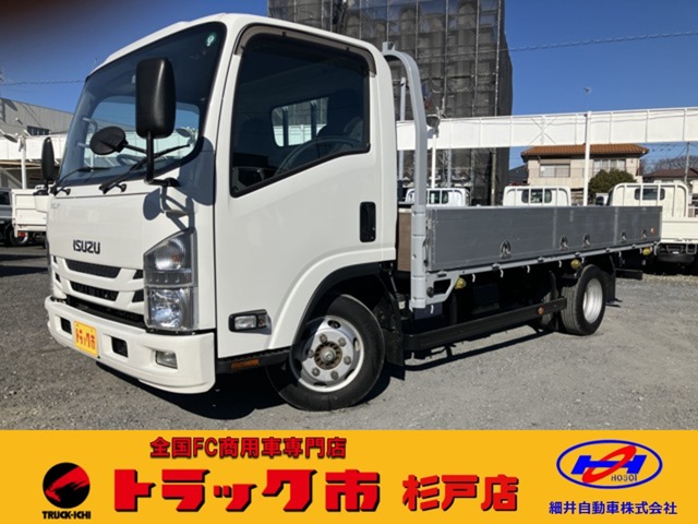 2017 Isuzu Elf