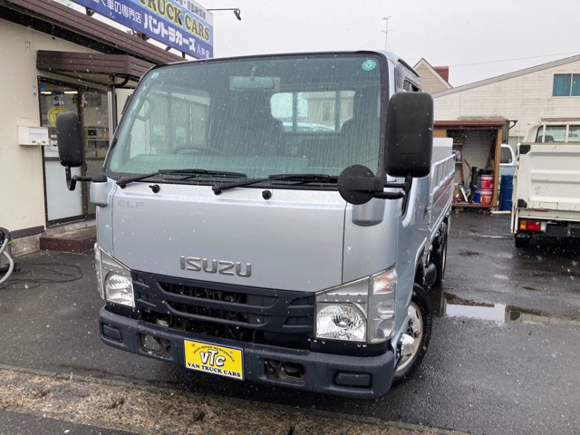 Isuzu Elf 1