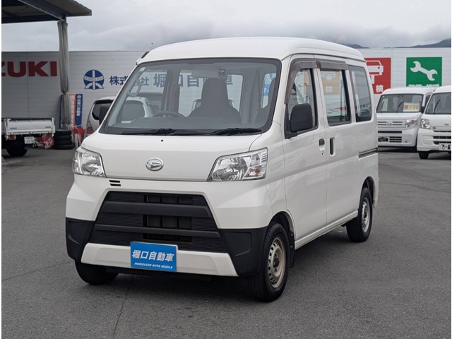Daihatsu Hijet Cargo 1