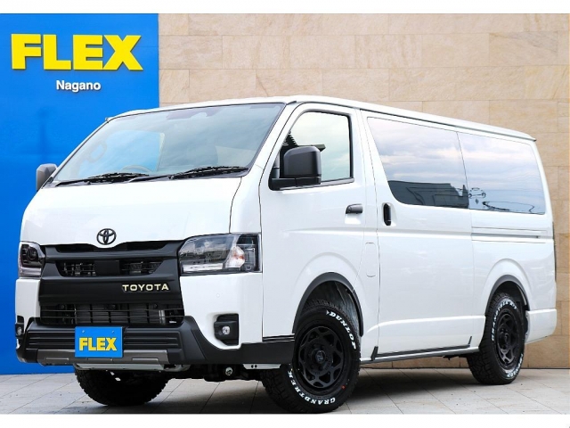 Toyota Hiace Van 1