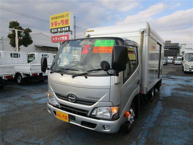 Hino Dutro 1