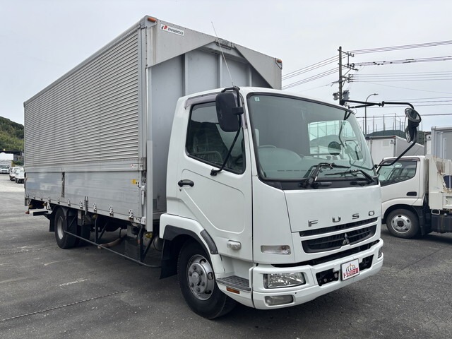 Mitsubishi Fuso Fighter 1